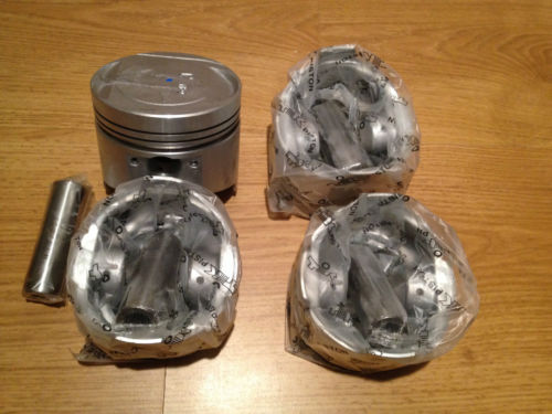 TIK Stūmokliai varikliui MITSUBISHI 2.4 4G64 +0,5 remontiniai MD105377