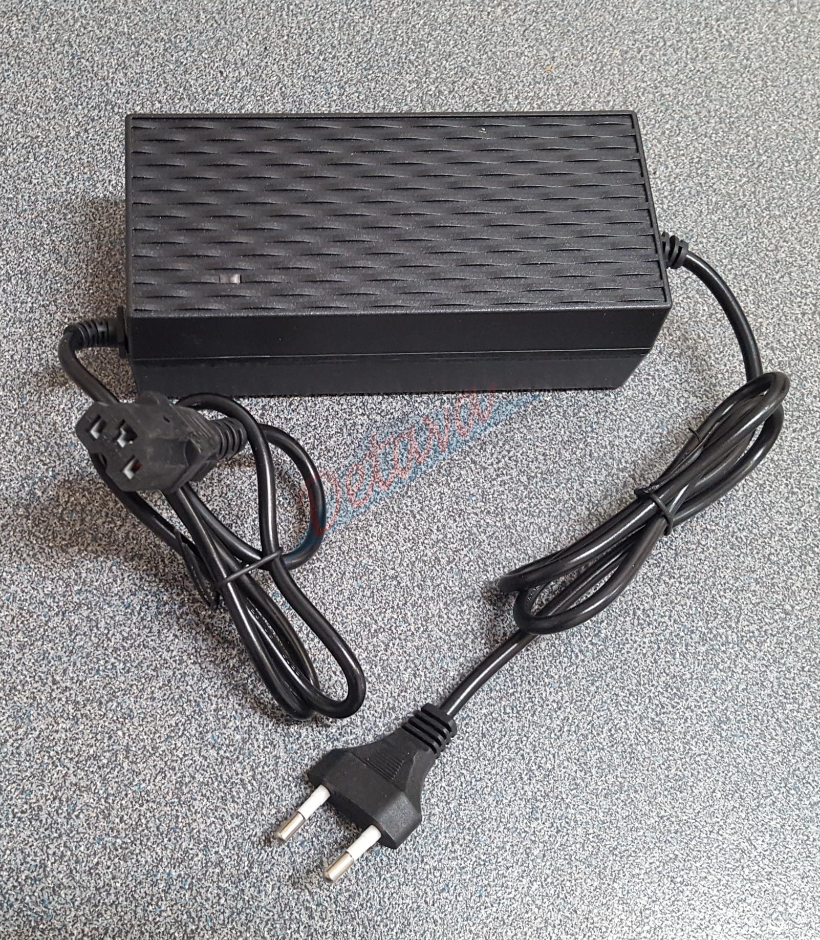 Pakrovėjas 2A Ličio jonų akumuliatoriaus (20AH) Elektrinių paspirtukų